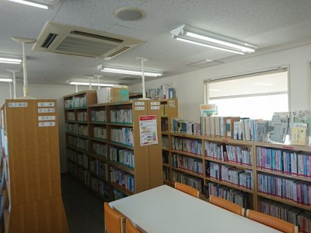 8 図書室